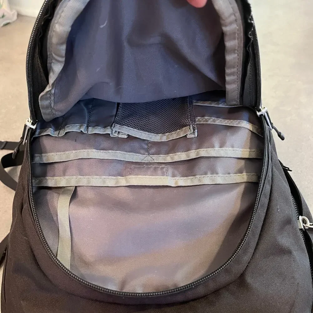 The North Face Vault black backpack 27L unisex school travel bag